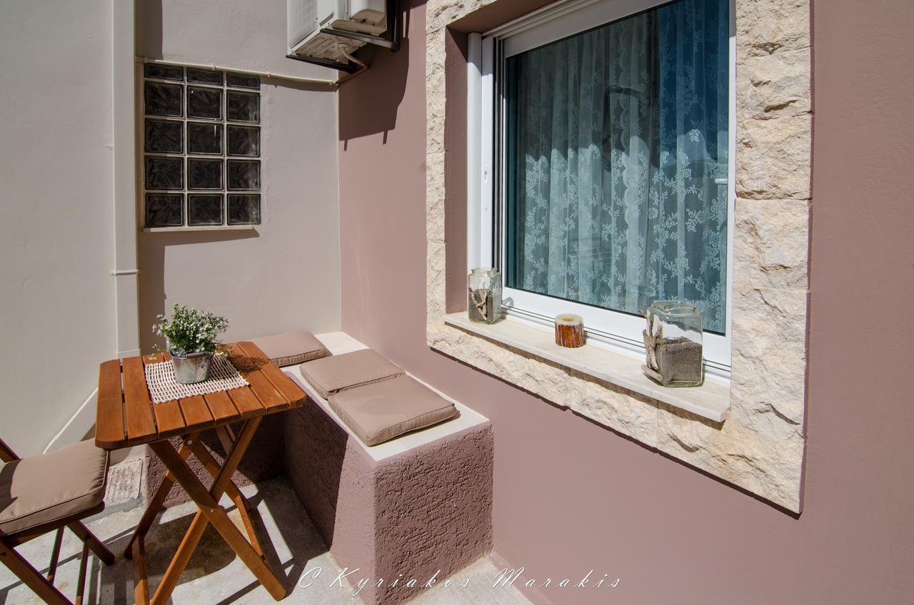 La Casa Del Vitsi Apartment Palaiochora Bagian luar foto