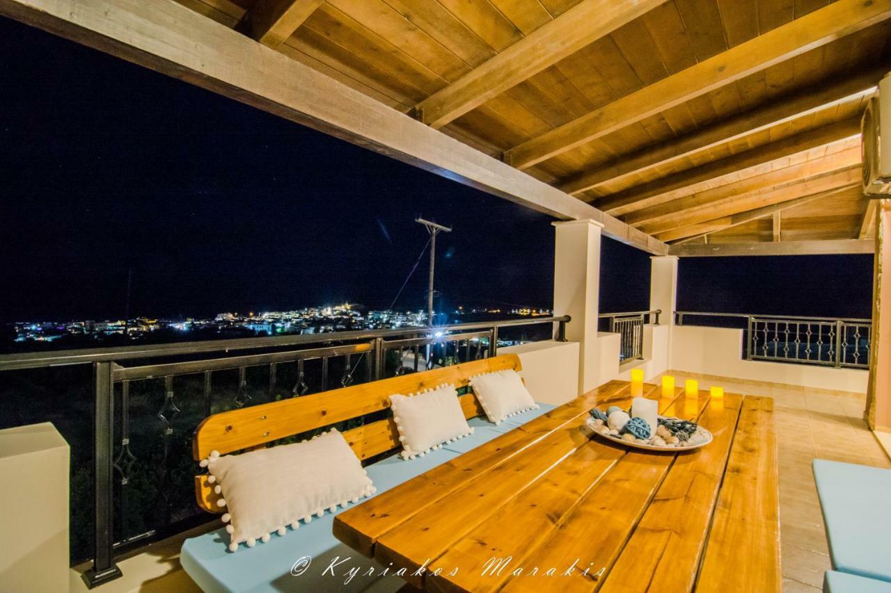 La Casa Del Vitsi Apartment Palaiochora Bagian luar foto